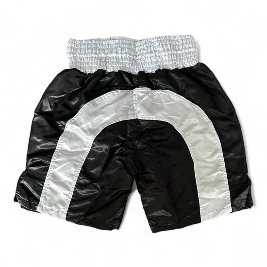 Premium Fighter - Ökölvívó short (fekete/fehér) Premium Fighter - Ökölvívó short (fekete/fehér)